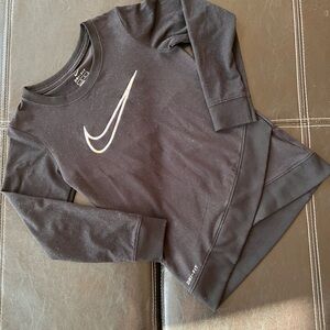 Nike Girl’s Long Sleeve Top